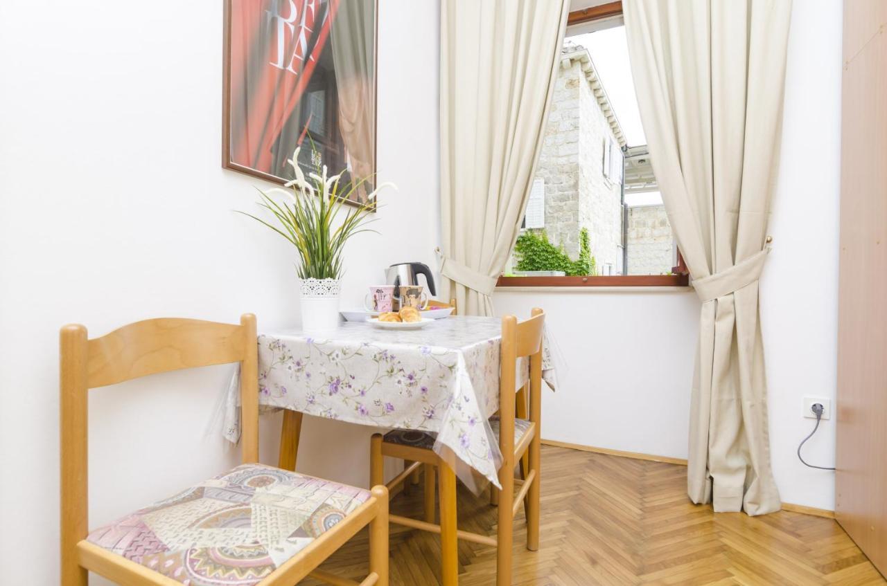 Rooms Lovrijenac ดูบรอฟนิก ภายนอก รูปภาพ