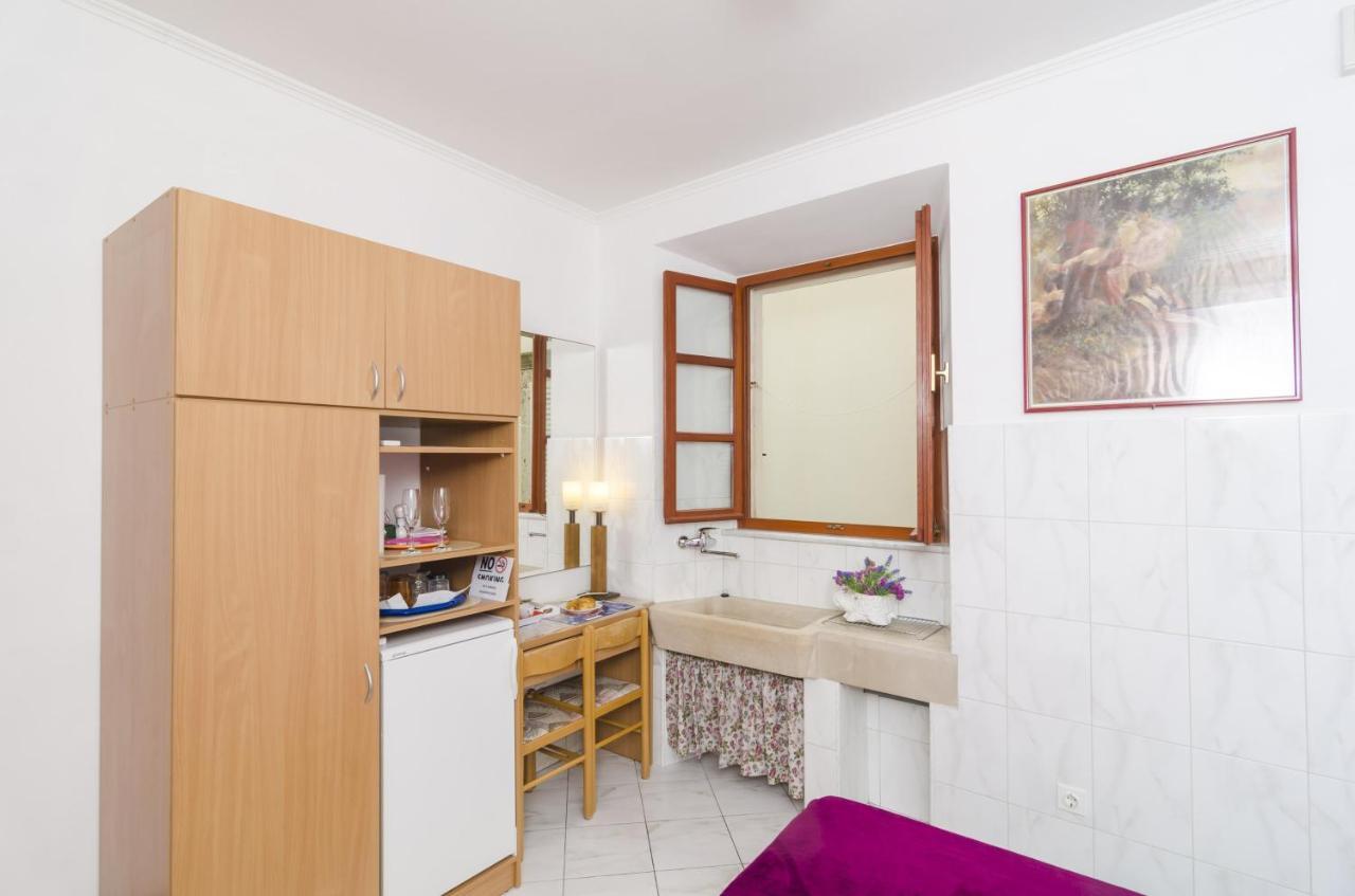 Rooms Lovrijenac ดูบรอฟนิก ภายนอก รูปภาพ
